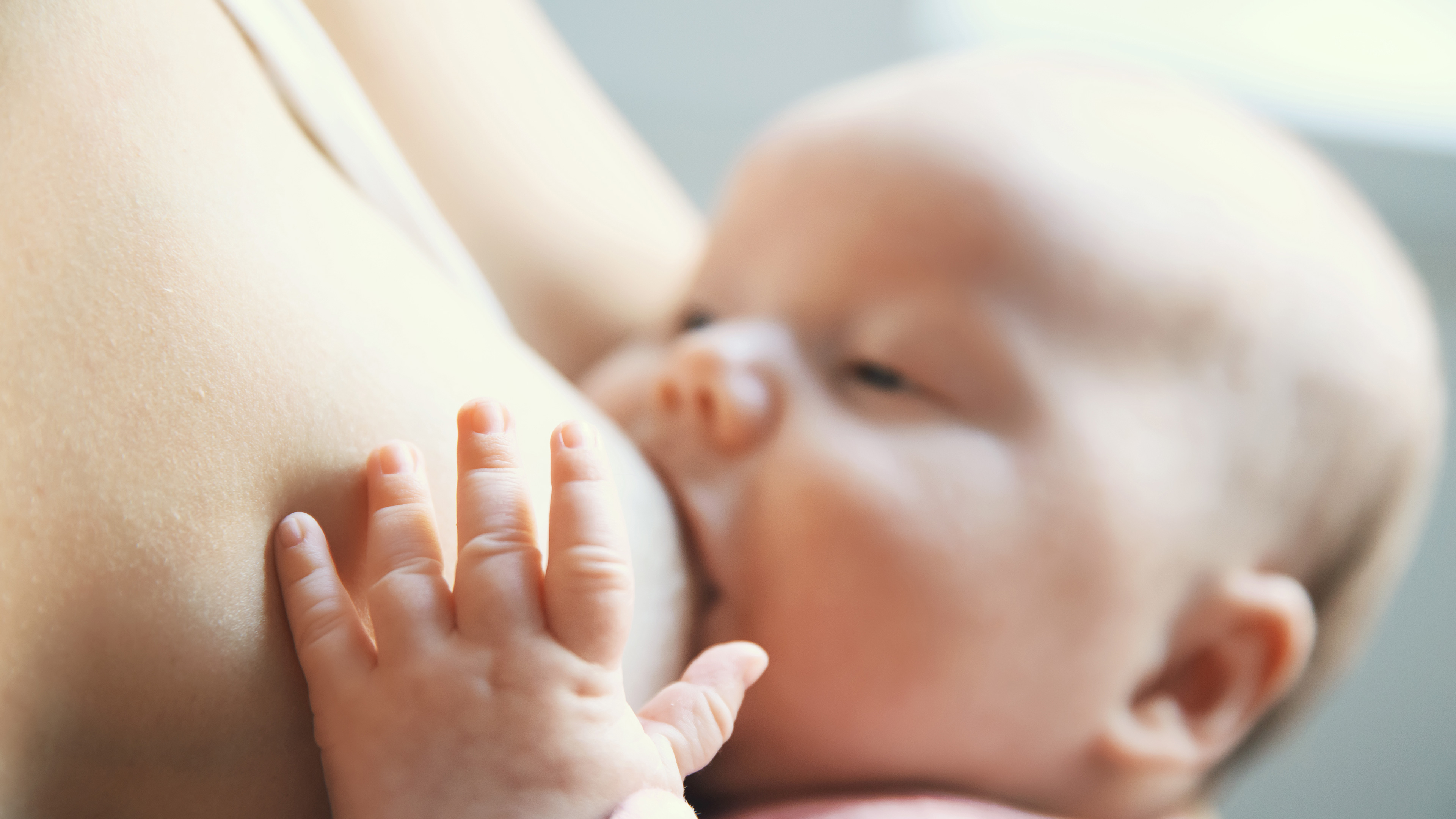 Breastfeeding Essentials for Mama - Simple Living Mama