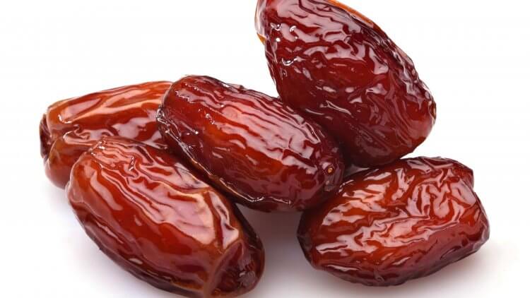 Dates During Pregnancy Do They Really Ease Labor article by Mama Natural