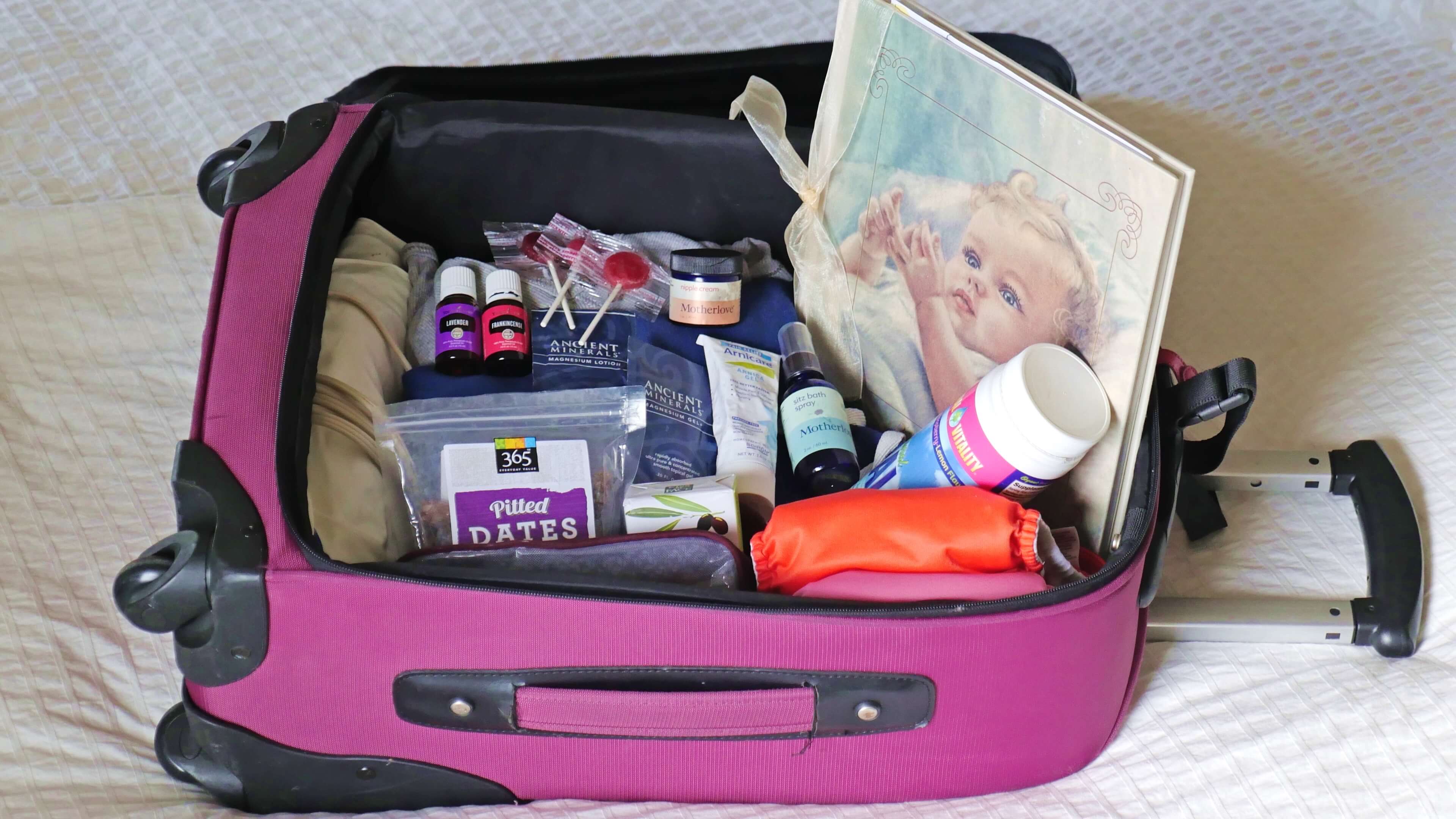 Bulid your Hospital Bag & Breastfeeding Bundle Essentials- 6 item bund -  Dressed To Deliver