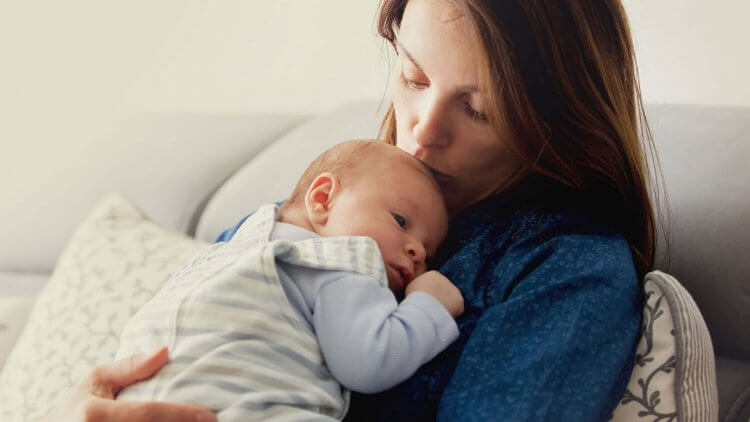 Postpartum Recovery Essentials- A Checklist for Natural Mamas