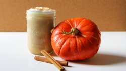 Pumpkin Spice latte recipe, a natural Starbucks copycat that's WAY healthier and way less expensive too. Enjoy! Here's how to make a pumpkin spice latte!