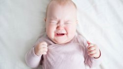 A red face, straining, and an extra firm belly are all signs of constipation in babies. Learn what else to look out for, so you can help baby get relief.