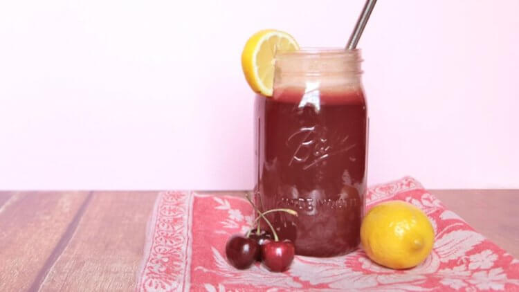 Sweet & Sour Cherry Lemonade – Summer Drink Recipe Mama Natural