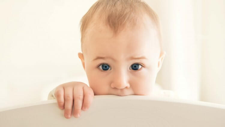 Is your baby showing teething symptoms, or are they fussy for some other reason? Well, if you see these 7 signs, they almost certainly are teething.