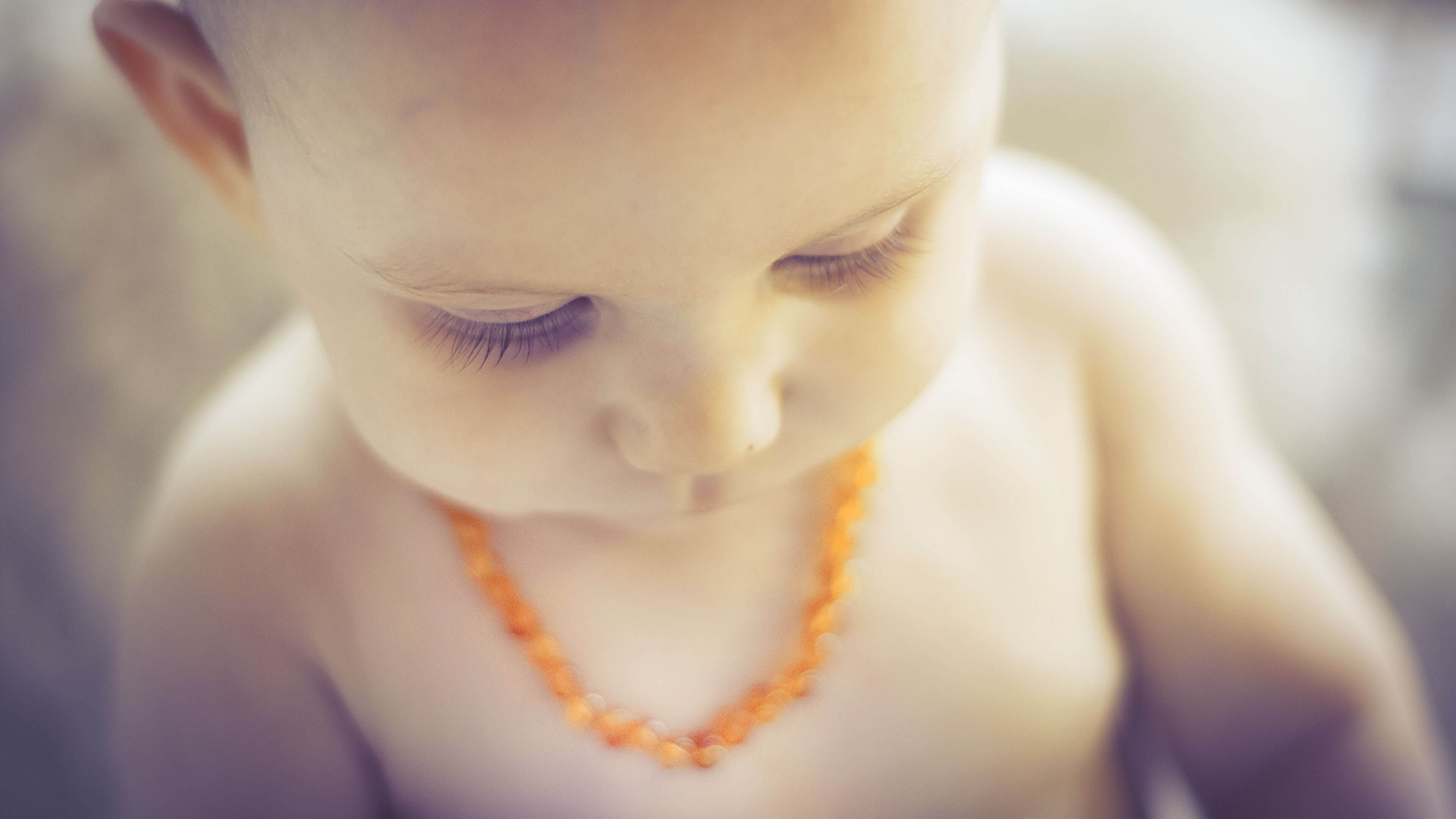 necklace for babies to help with teething