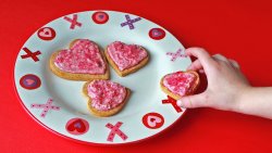 Valentines Cookie Recipe - Paleo Grain-free Gluten-free GAPS-friendly by Mama Natural