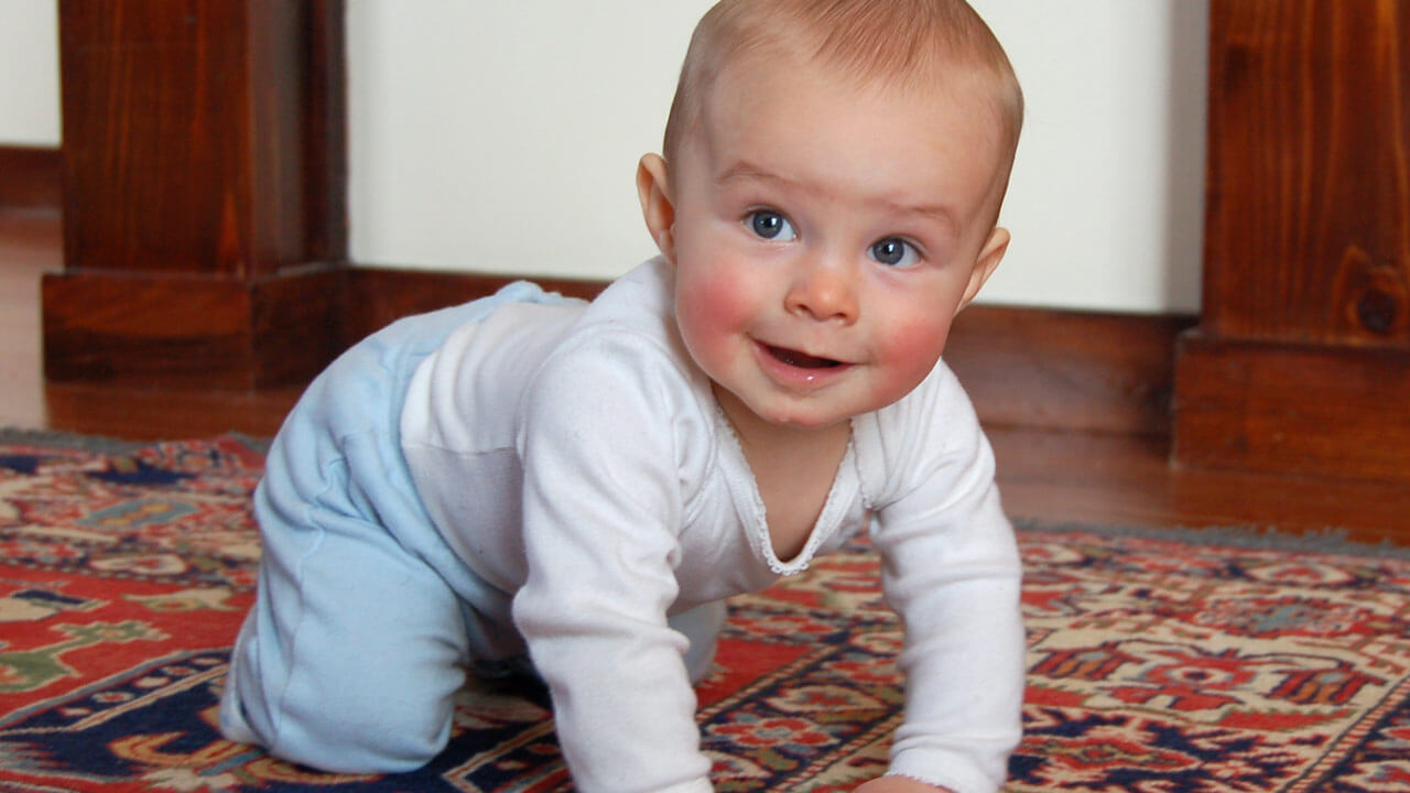 When do babies start crawling?